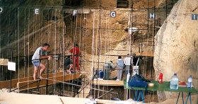 Photo of the excavations inside Arago Cave, France