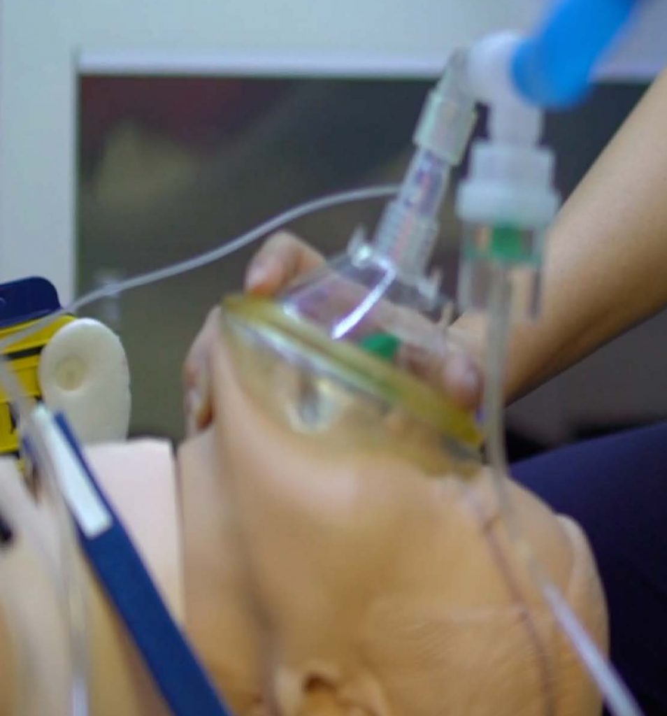 Oxygen mas on a practice mannequin