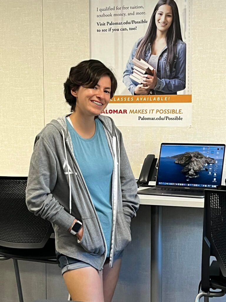 Student visiting the Fallbrook Student Lounge