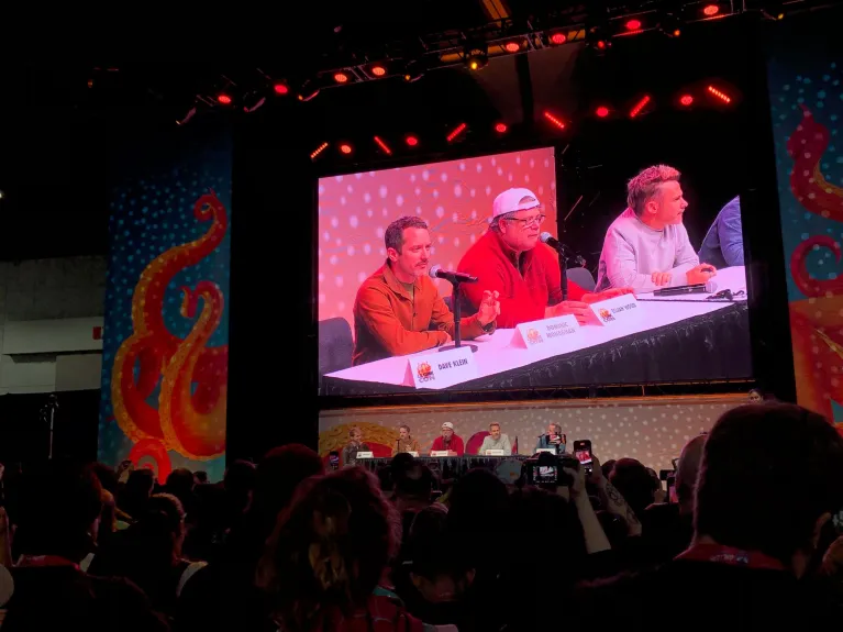 Panel featuring actors Elijah Wood, Sean Astin, and Dominic Monaghan from Lord of the Rings at Los Angeles Comic Con