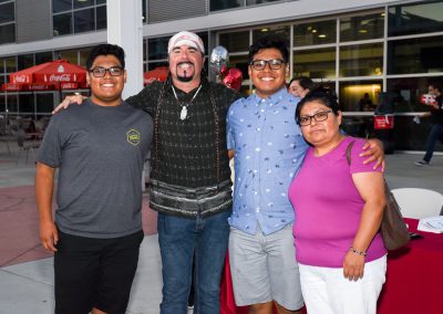 Guests attending the Tarde de Familia event