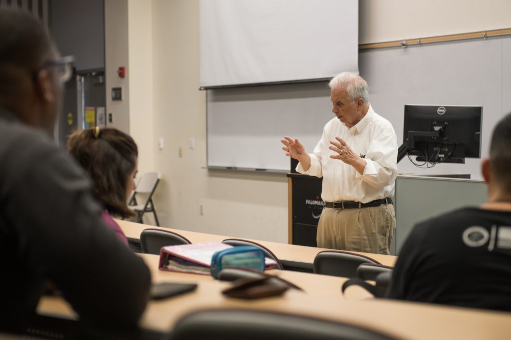 Palomar faculty giving a lecture to students
