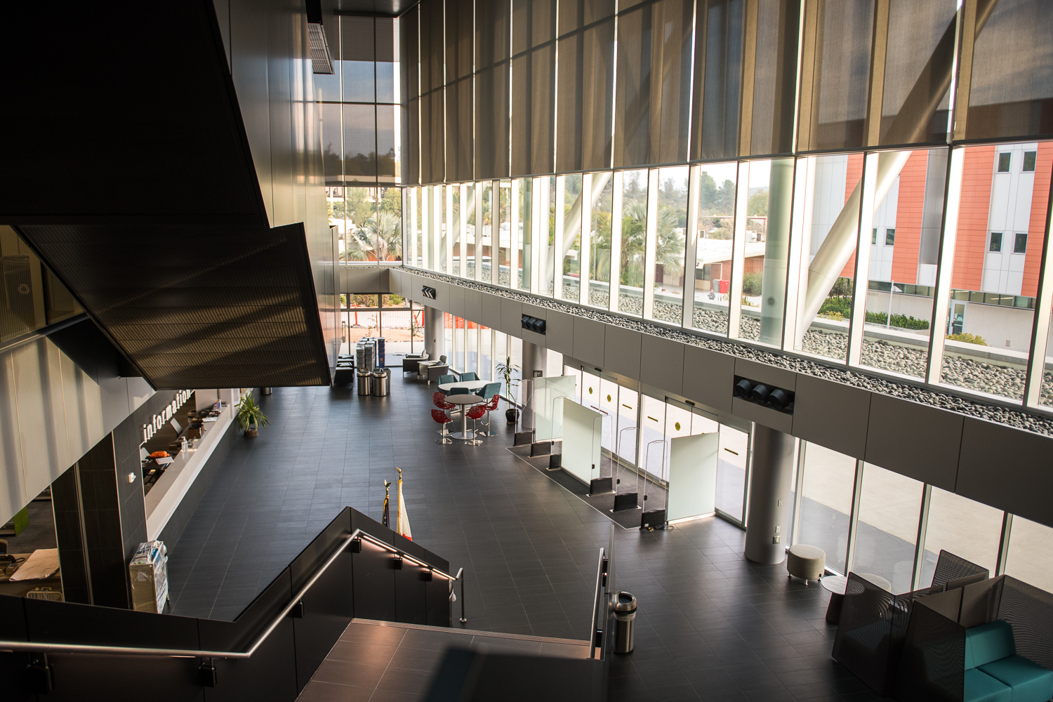 Internal view of the LRC lobby and entryway