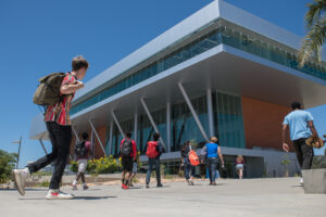 Palomar students walking on Campus