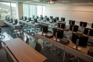 Photo of a computer lab at Palomar College