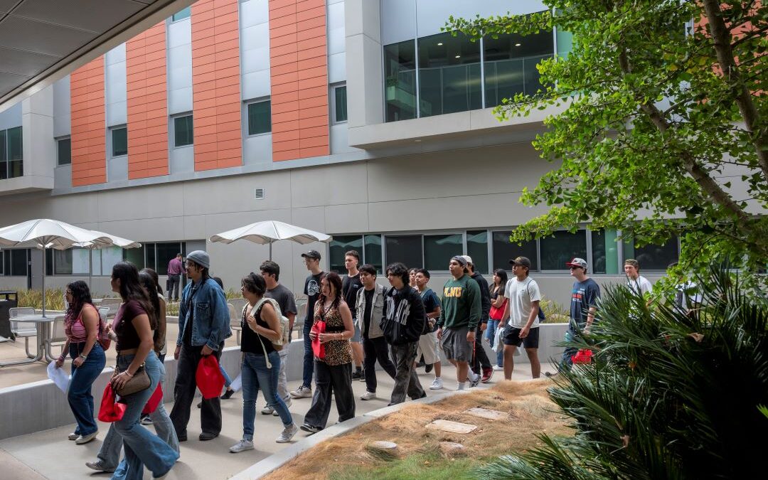 Palomar College Issues Emergency Aid to Students Despite Federal Financial Aid Delays