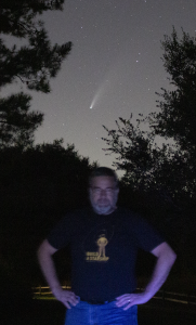 Professor Kardel with Comet NEOWISE in the sky.