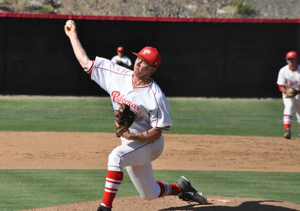 Palomar right handed pitcher Connor Stotz (29) fires a fastball during the second half of the game March 25 at the Palomar College Ballpark against San Diego Mesa. Stotz pitched four scoreless innings for the Comets who went on to win 9-3. Aaron Fortin/ The Telescope
