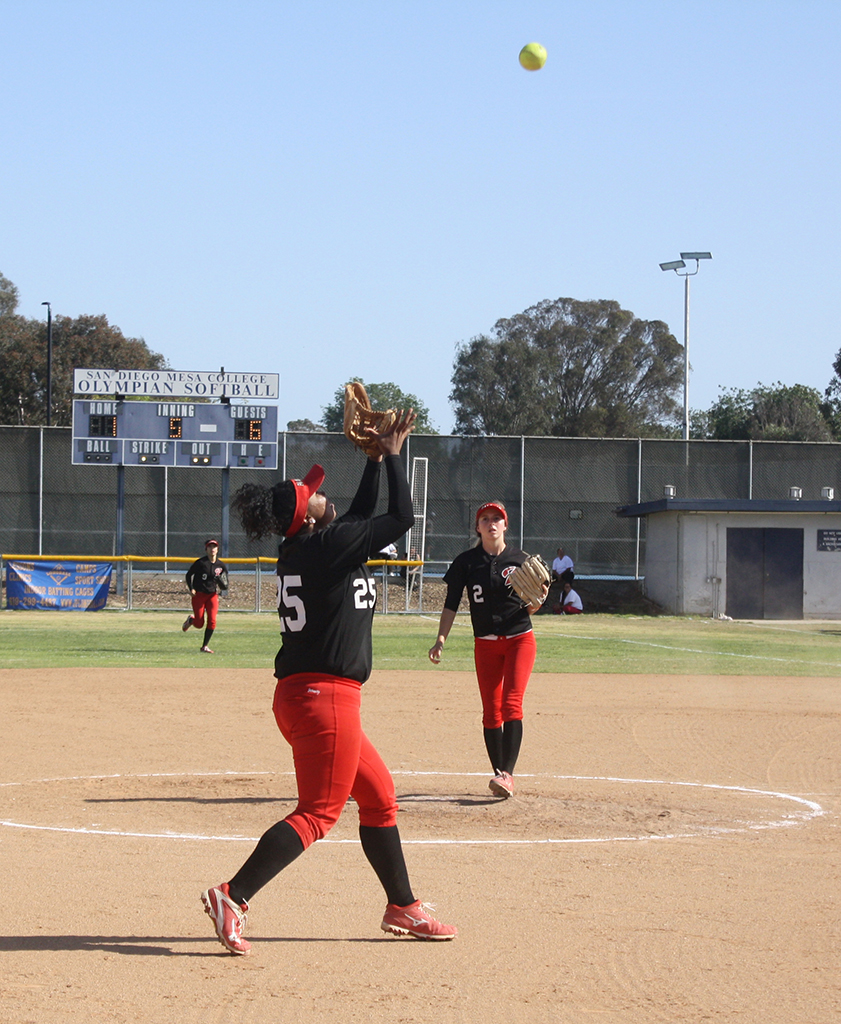 Palomar Third basewomen, Lesha Hill catches the third out in the fifth inning at an away game against San Diego Mesa. Hill was 2-for-4 with an RBI in sixth inning. Palomar scored 9 and San Diego Mesa 1. Sergio Soares /The telescope