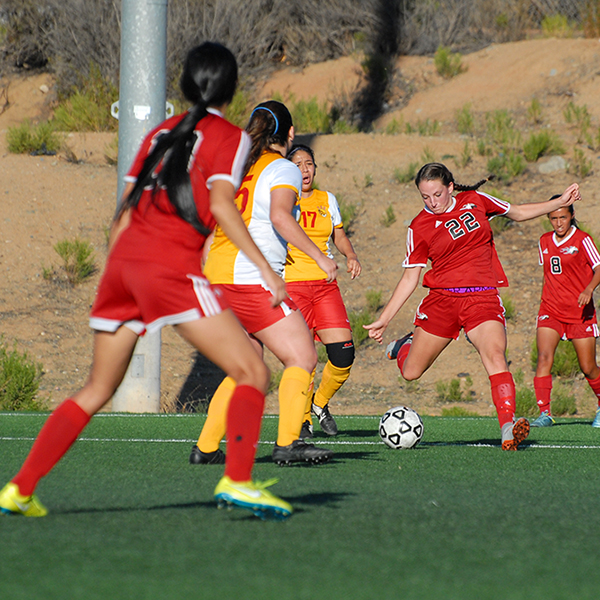 Grace Busby, Forward #22, works a play against College of the Desert's, Roadrunners at Minkoff Field, Palomar College, Friday, Sept. 18, 2015. (Brandy Sebastian/The Telescope)