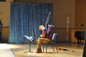 Dominic Schaner warms up pre-performance with his lute at Palomar February 18 room D-10, 12:00pm. Aaron Fortin/The Telescope