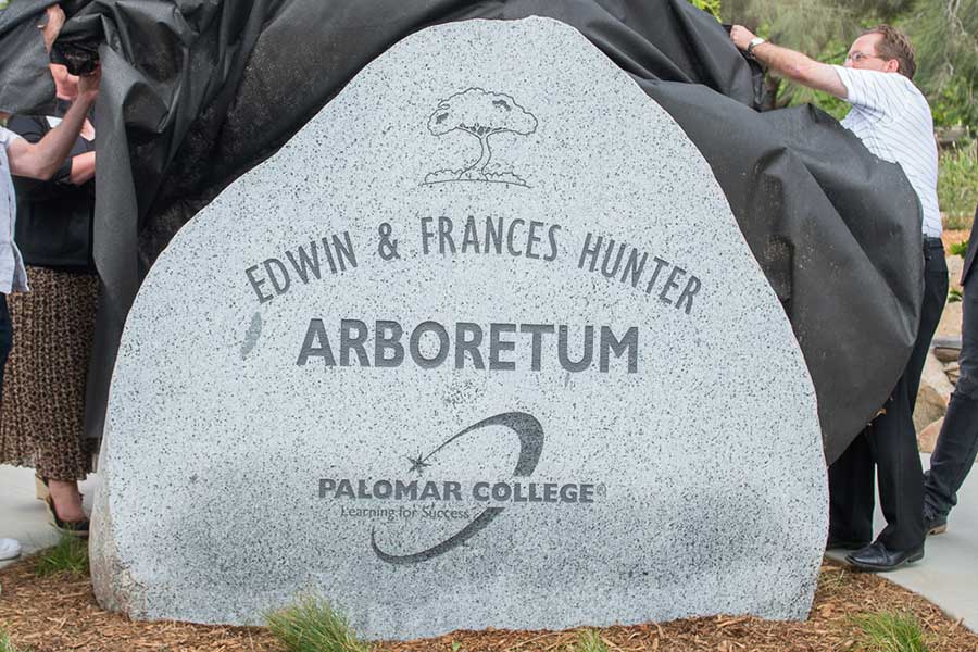 Unveiling of the monument at the Edwin & Frances Hunter Arboretum.
